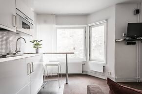 Tott Stay – Easy Slope Access