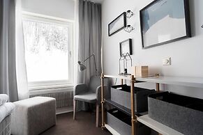 Tott Stay – Easy Slope Access