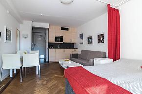 Tott Stay – Easy Slope Access