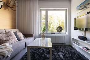 Tott Stay – Easy Slope Access