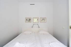 Tott Stay – Easy Slope Access