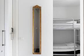 Tott Stay – Easy Slope Access