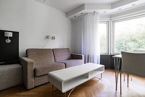 Tott Stay – Easy Slope Access