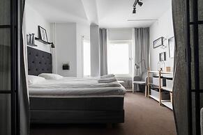 Tott Stay – Easy Slope Access