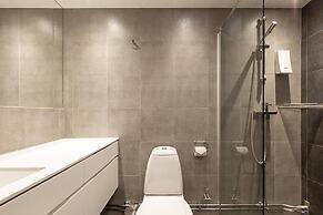 Tott Stay – Easy Slope Access