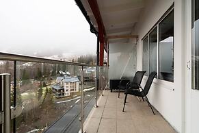 Tott Stay – Easy Slope Access