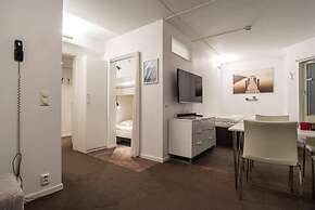 Tott Stay – Easy Slope Access