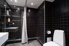 Tott Stay – Easy Slope Access