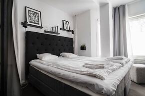 Tott Stay – Easy Slope Access