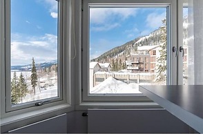 Tott Stay – Easy Slope Access