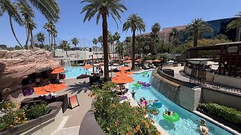 MGM Signature - Las Vegas