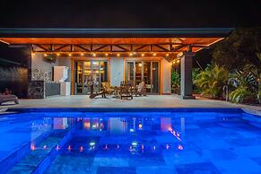 Nayari Frog Farmstay Villa La Fortuna