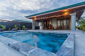 Nayari Frog Farmstay Villa La Fortuna