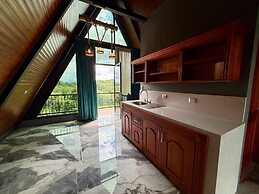 Nayari Arenal Farmstay A-frame Chalet La Fortuna