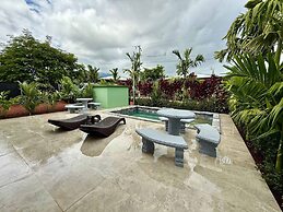 Nayari Poas Farmstay A-frame Chalet La Fortuna