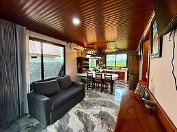 Nayari Poas Farmstay A-frame Chalet La Fortuna