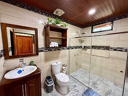 Nayari Poas Farmstay A-frame Chalet La Fortuna