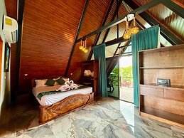 Nayari Poas Farmstay A-frame Chalet La Fortuna