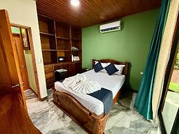 Nayari Poas Farmstay A-frame Chalet La Fortuna
