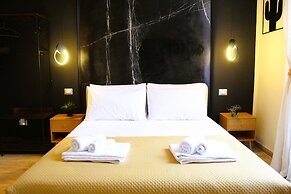 Blackwoody Contemporary Rooms - Toledo