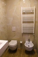 Blackwoody Contemporary Rooms - Toledo