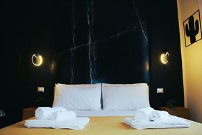 Blackwoody Contemporary Rooms - Toledo