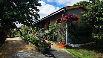 Casa de Meg - Charme na Serra Negra