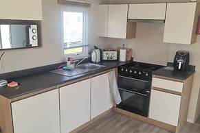 Trecco Bay Porthcawl 2-bed Caravan, Sleeps 6