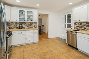 Lower Queen Anne Townhome