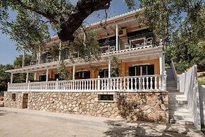 Elia Studios Zakynthos