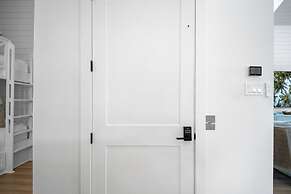 Salty Beaches 226 BAR