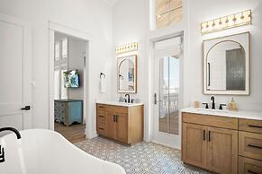 Salty Beaches 226 BAR