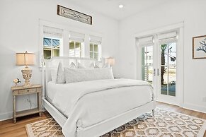 Salty Beaches 226 BAR