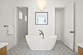 Salty Beaches 226 BAR