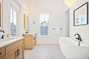 Salty Beaches 226 BAR