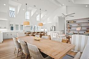 Salty Beaches 226 BAR