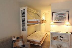 Studio in Het Zoute With Side Sea View