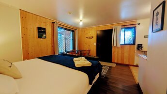 Jade Resort