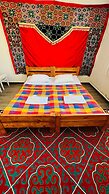 DADOW Guesthouse