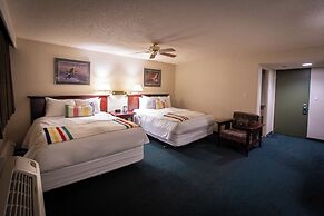 Grande Cache Hotel
