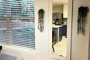 Tulum Stay at Austin by The Key Rentals