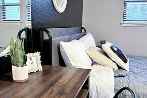 Tulum Stay at Austin by The Key Rentals