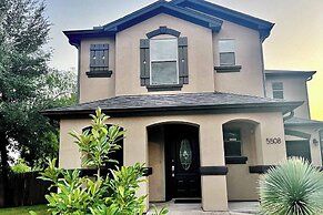 Tulum Stay at Austin by The Key Rentals