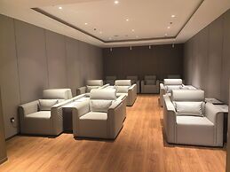 T3E JOY REST LOUNGE
