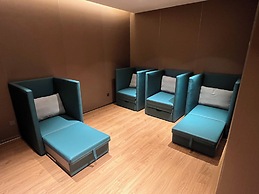 T3E JOY REST LOUNGE