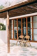 YueLore Retreat