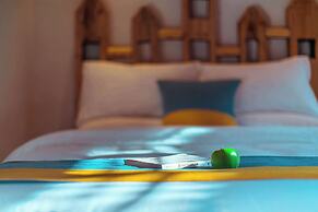 Lijiang half yard hotel