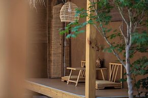 Lijiang half yard hotel