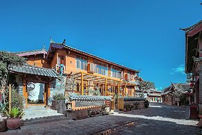 Lijiang half yard hotel