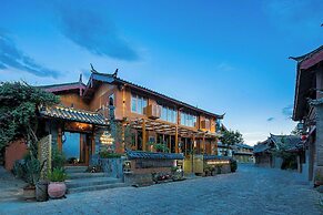 Lijiang half yard hotel